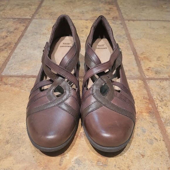 Womens 10 Earth Origins Marietta Macey Pumps Brown Leather 2" Heels Arch Support - Picture 1 of 10